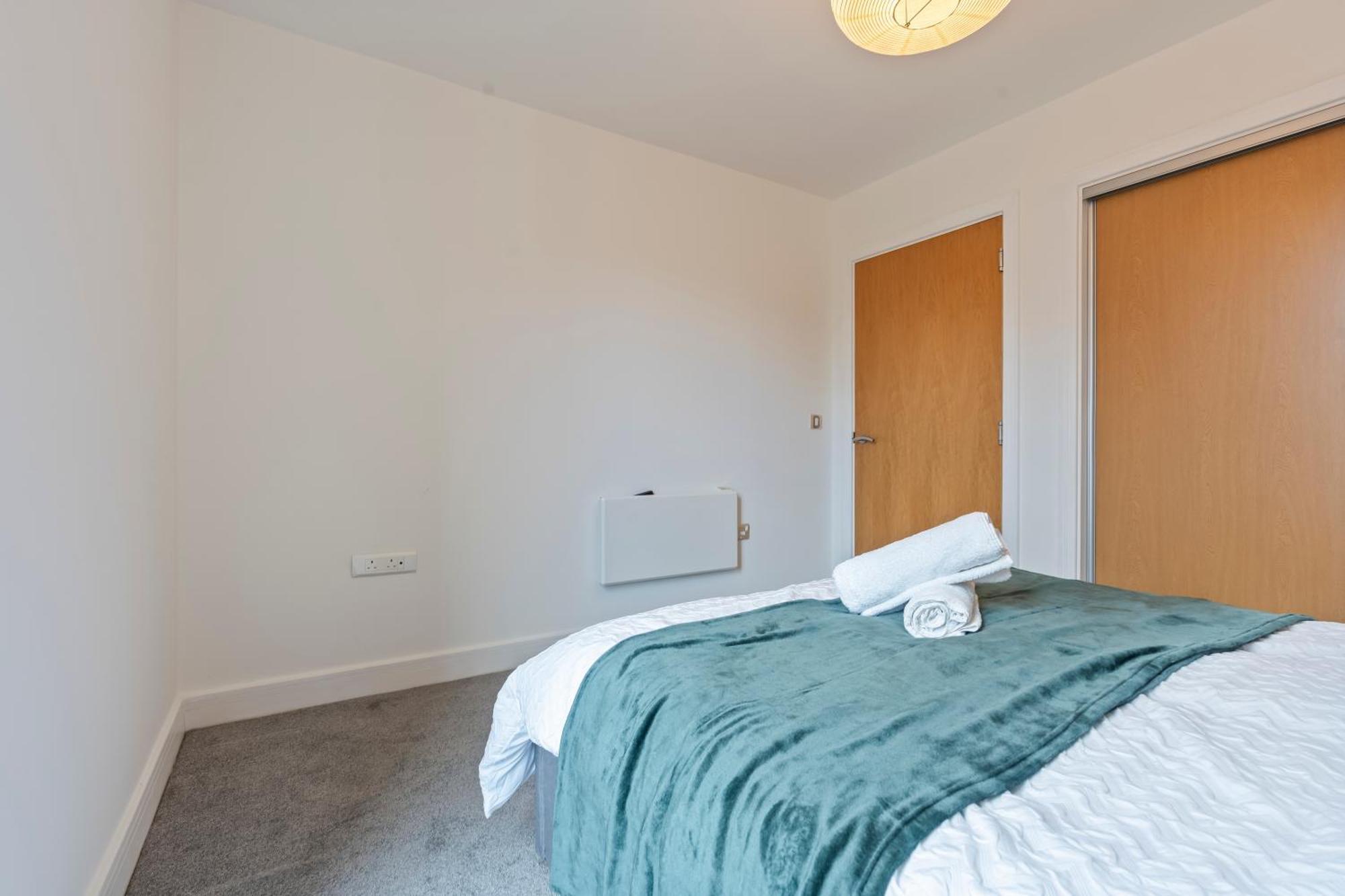 Heart Of City Centre Luxury Apartment With Secure Underground Parking 버밍엄 외부 사진
