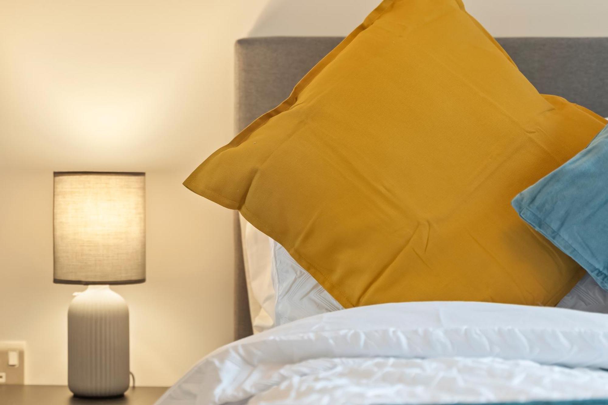 Heart Of City Centre Luxury Apartment With Secure Underground Parking 버밍엄 외부 사진